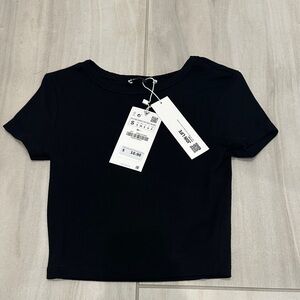 Zara NWT Black Women's Crop Tee - Size S